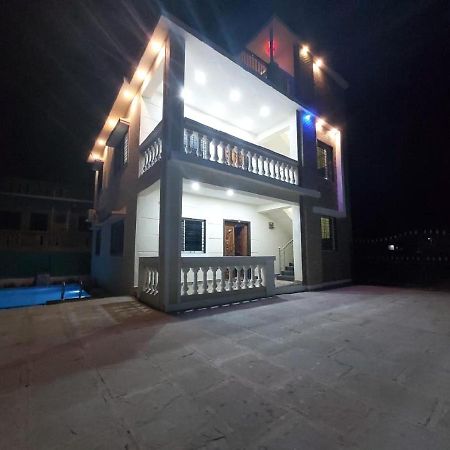 A2Zroomz Aarya Villa 4 Bhk Lonavala Exterior foto