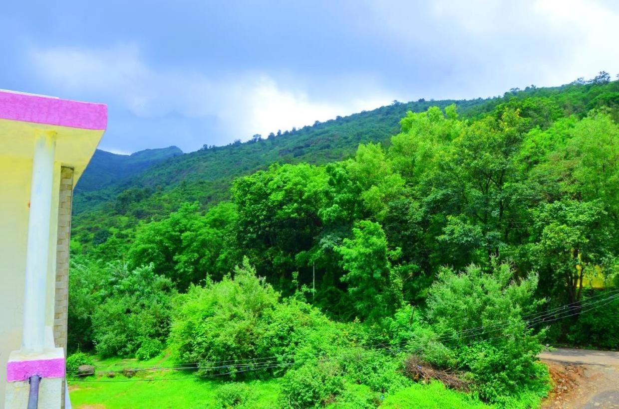 A2Zroomz Aarya Villa 4 Bhk Lonavala Exterior foto